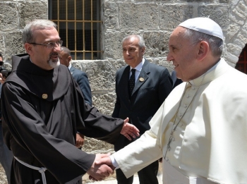Die Mitglieder des Ordens beten für Pater Pierbattista Pizzaballa,  der zum Apostolischen Administrator des Lateinischen Patriarchates von Jerusalem ernannt wurde