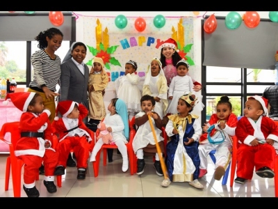 Fiesta de Navidad con los niños de los migrantes